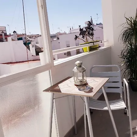 Lolita's House Torre Del Oro * Севилья